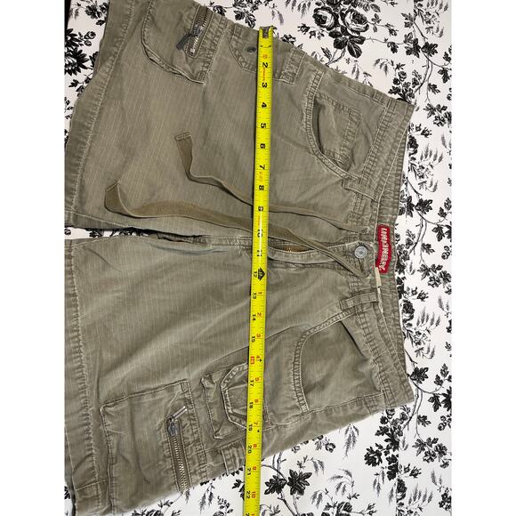 UnionBay VTG Y2K Distress Logo Cargo Shorts Womens Size 9 Gray Street Style Rave - Picture 11 of 12